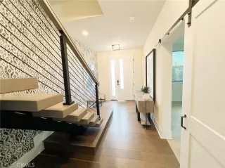 Photo #2: OC25277099 Listing 