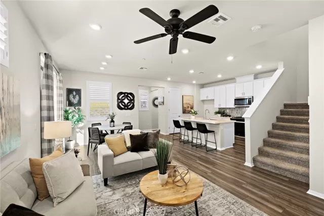 MLS: OC25277113 Condo For Sale