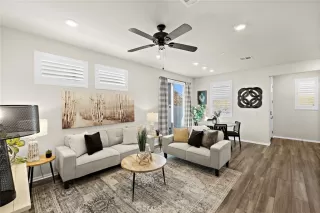 Photo #5: OC25277113 Listing