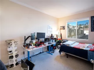 Photo #5: OC25277183 Listing 