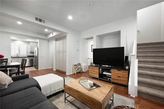 MLS: OC25277319 Condo For Sale