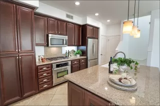 Photo #4: OC25277769 Listing 