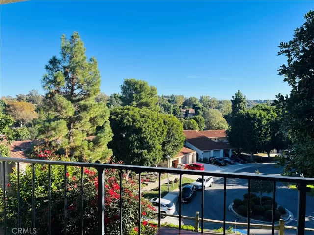 MLS: OC25278089 Condo For Sale