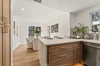 Photo #5: OC25278329 Listing 