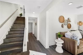 Photo #5: OC25278464 Listing 