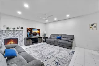 Photo #3: OC25278712 Listing 