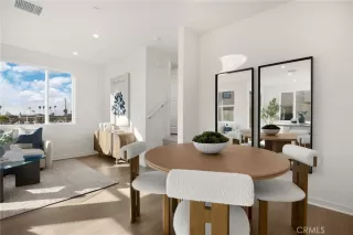 Photo #4: OC25279148 Listing