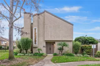 Photo #1: OC25280270 Listing