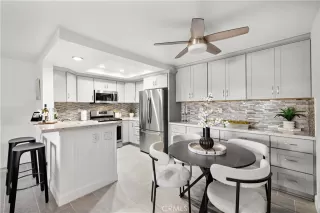 Photo #2: OC25280312 Listing 