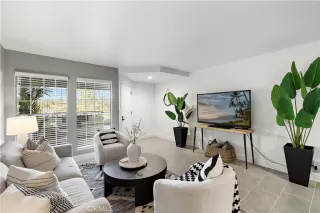 Photo #3: OC25280312 Listing 