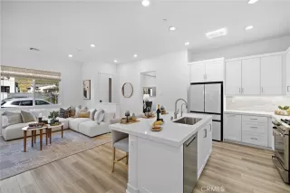 Photo #5: OC25281119 Listing 