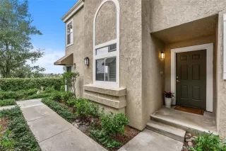 Photo #4: OC25281259 Listing 