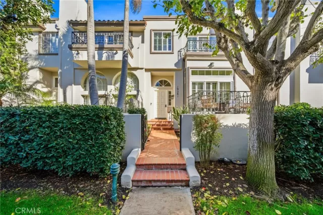 MLS: OC25281857 Condo For Sale