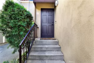 More Details about MLS # OC25281871 : 211 CHANDON