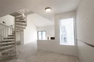 Photo #2: OC25281904 Listing 