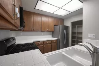 Photo #4: OC25281904 Listing 