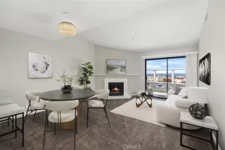 Photo #2: OC25281927 Listing