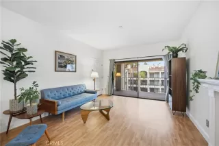 Photo #4: OC25282231 Listing 