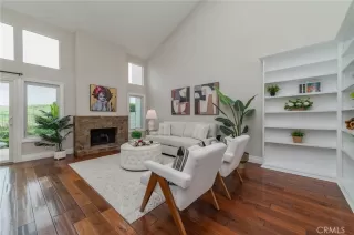 Photo #5: OC25282274 Listing