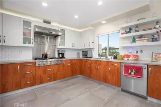 Photo #1: OC25282318 Listing 