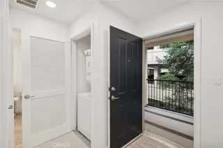 Photo #3: OC25282409 Listing 