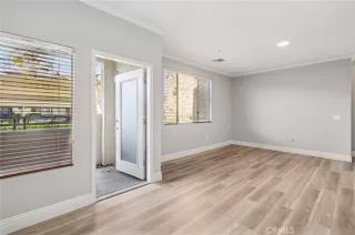 Photo #6: OC25282429 Listing 