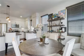 Photo #6: OC25282518 Listing