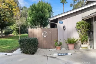 Browse active condo listings in FOOTHILL TOWNHOMES