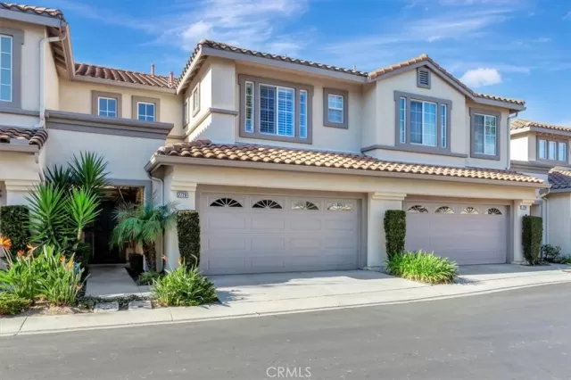 MLS: OC26000309 Condo For Sale