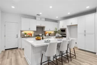 Photo #5: OC26001651 Listing 