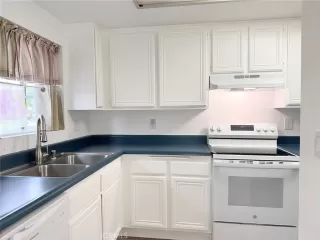 Photo #4: OC26001907 Listing