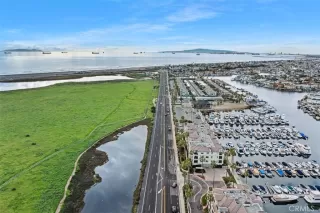 More Details about MLS # OC26001943 : 4165 WARNER #205