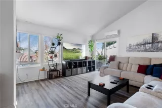 Photo #3: OC26002433 Listing