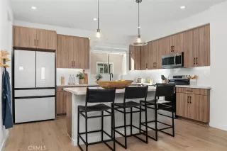 Photo #4: OC26003174 Listing 