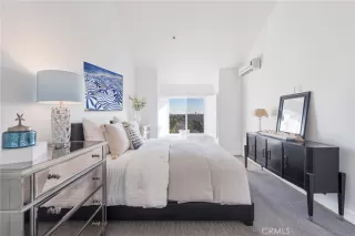 Photo #4: OC26003566 Listing 