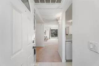 Photo #3: OC26004599 Listing