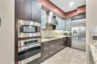 Photo #4: OC26005347 Listing 