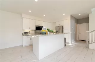 Photo #6: OC26005538 Listing 