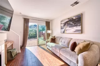 Photo #2: OC26005815 Listing 