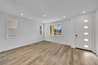 Photo #3: OC26006072 Listing 