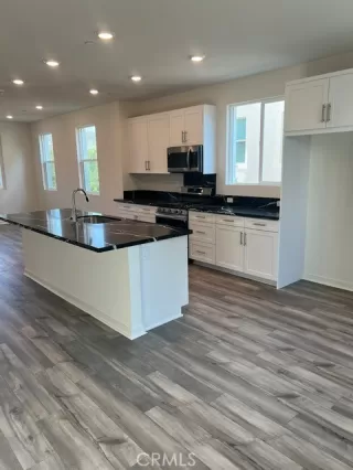 Photo #4: OC26006346 Listing