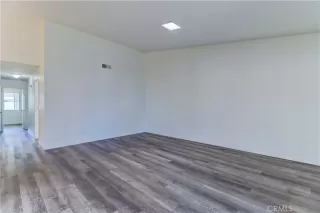 Photo #3: OC26006387 Listing 