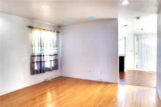 Photo #6: OC26008066 Listing 