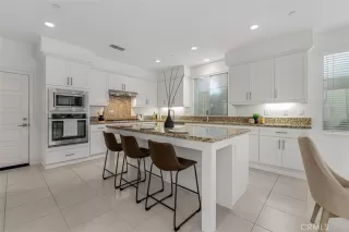 Photo #4: OC26008375 Listing 