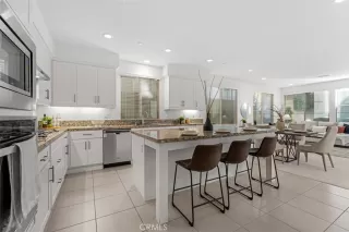 Photo #5: OC26008375 Listing 