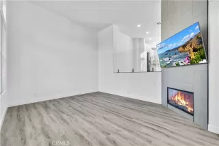 Photo #4: OC26008433 Listing