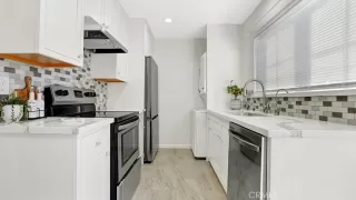 More Details about MLS # OC26008875 : 239 STREAMWOOD