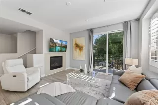 Photo #5: OC26009170 Listing 