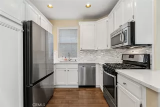 Photo #6: OC26009681 Listing 