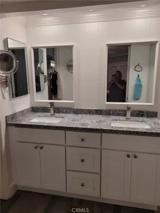 Photo #6: OC26010463 Listing 